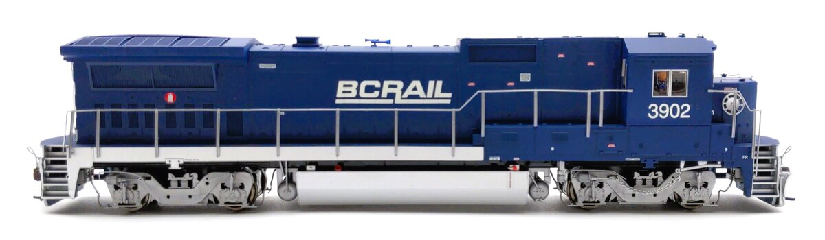 Atlas 9030 HO BC Rail GE Dash 8-39B Diesel Locomotive #3902