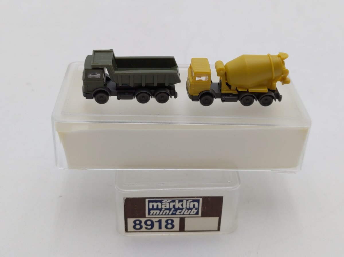 Marklin 8918 Z Scale 2 Cement Mixer Trucks