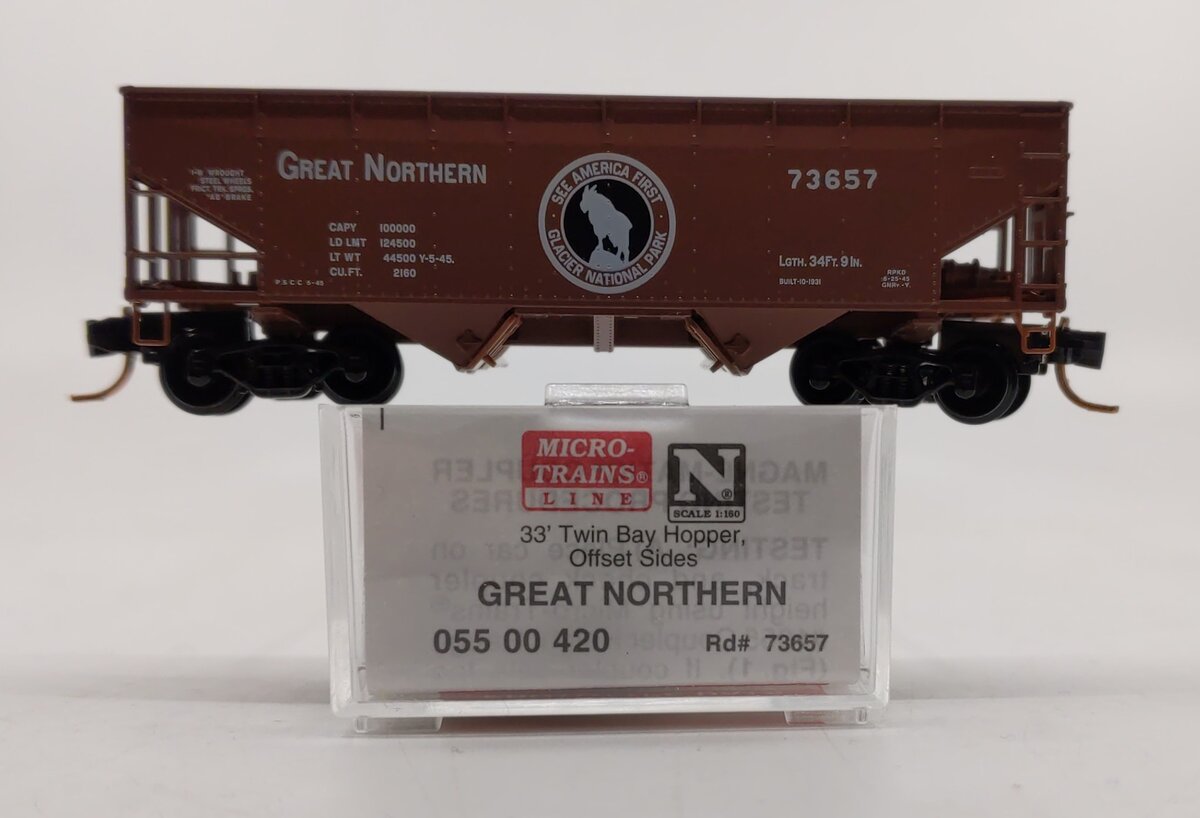 Micro-Trains 05500420 N Great Northern 33' Offset Sided Twin Bay Hopper #73657