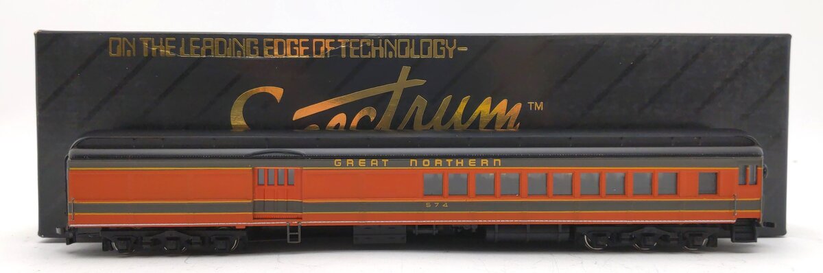 Spectrum 89031 HO Scale Great Northern Combine Passenger Car #574 MT/Box