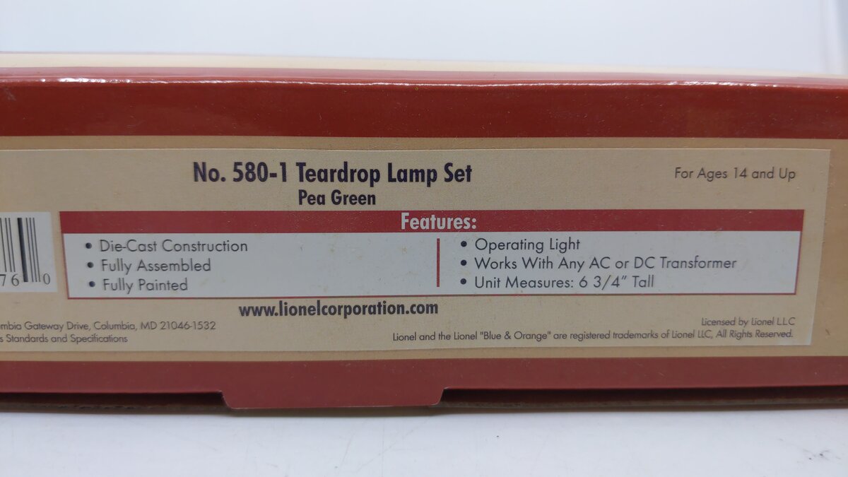 MTH 30-1070 #580-1 O / O-27 Scale Green Teardrop Street Lamp (Set of 2)