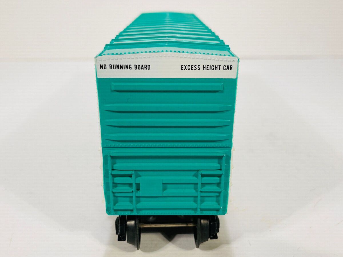 Lionel 6-9670 O Gauge Disney Alice in Wonderland Hi-Cube Boxcar #9670 LN/Box