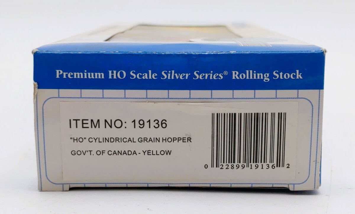 Bachmann 19136 HO Scale Government of Canada Cylindrical Grain Hopper #106068