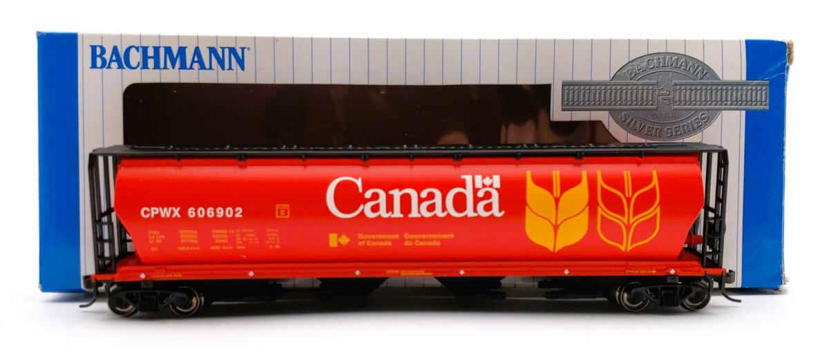 Bachmann 19131 HO Canada Grain 4-Bay Cylindrical Grain Hopper #606902