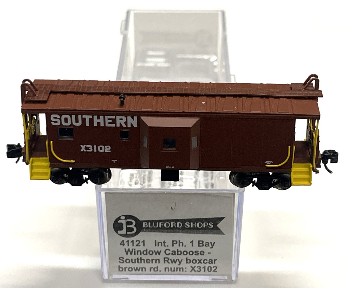 Bluford Shops 41121 Int. Ph. 1 Bay Window Caboose- Southern Railway Boxcar