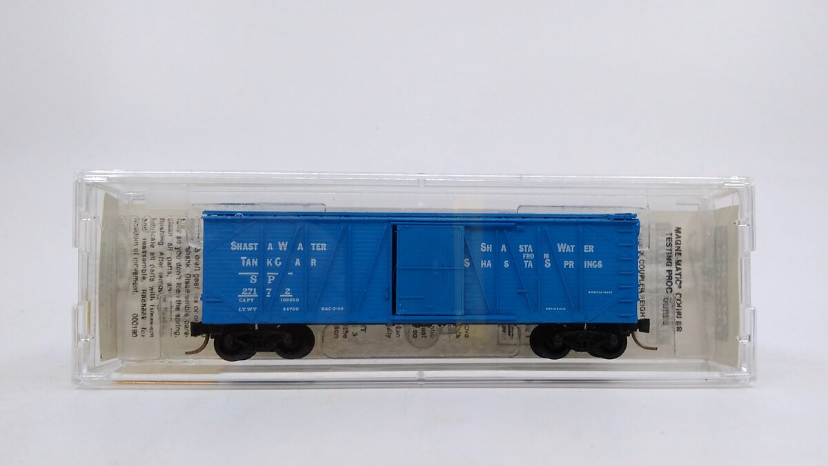 Micro-Trains 02800140 N Shasta Water 40' Outside Braced Boxcar #27172 LN/Box