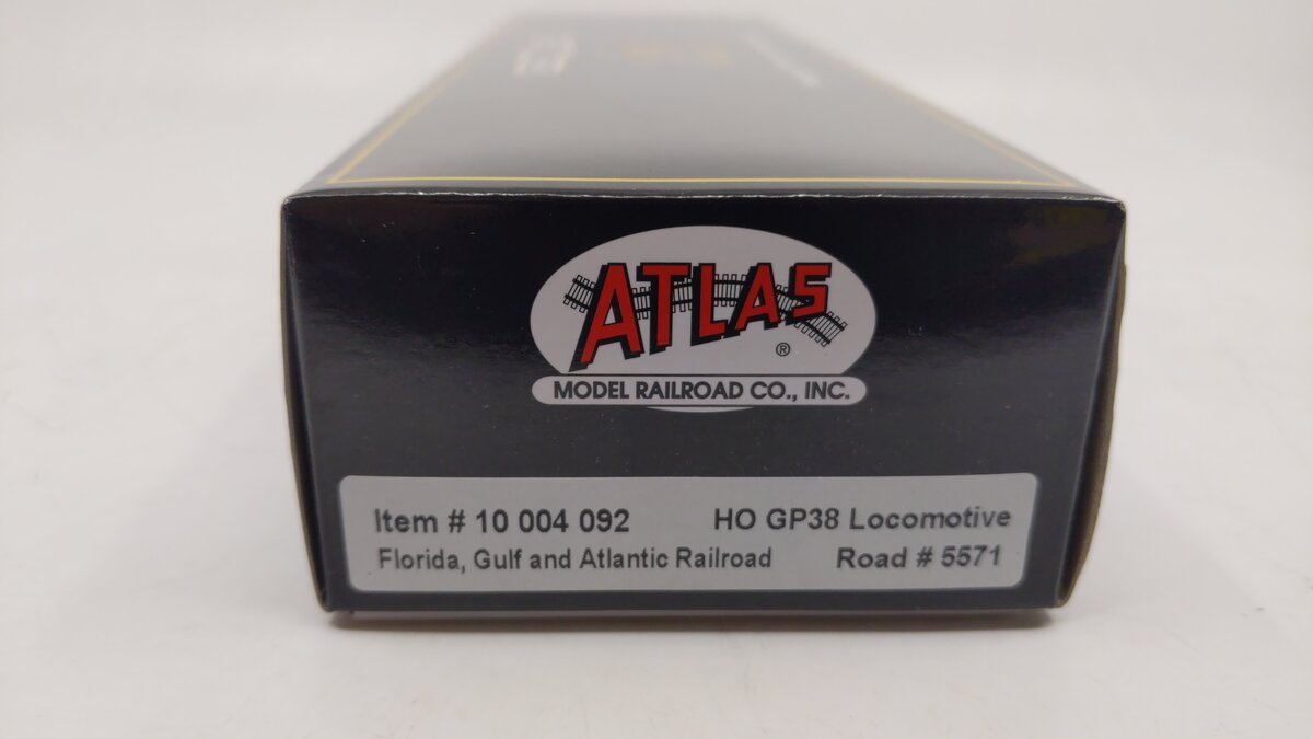 Atlas 10004092 HO FGAR Gold GP38 Diesel Locomotive #5571 w/DCC
