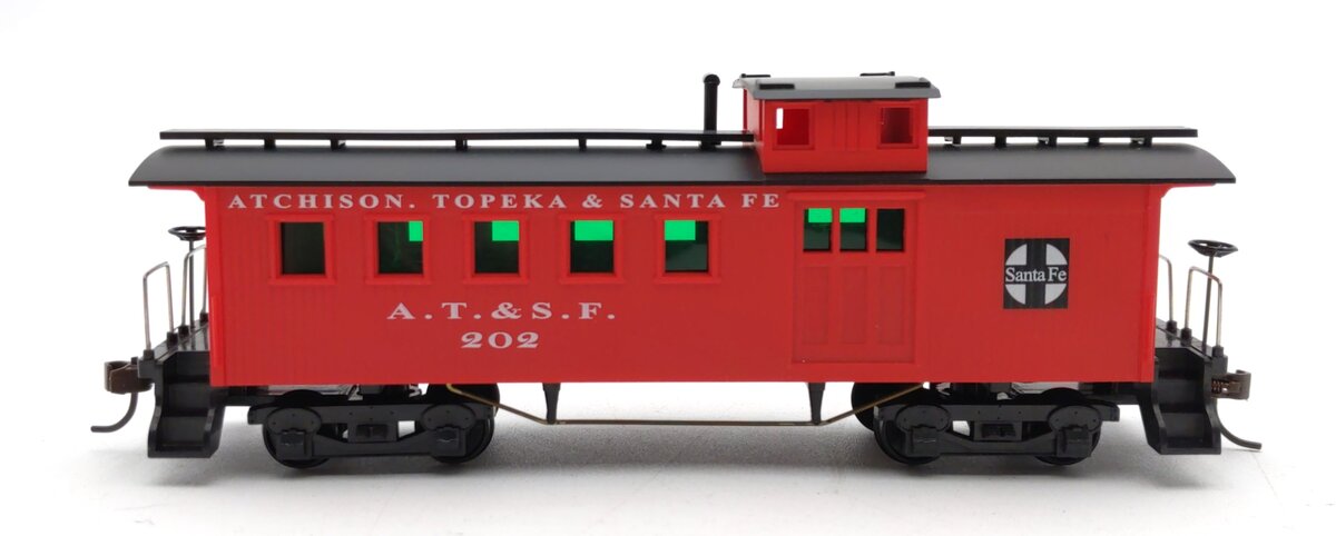 Mantua 725026 HO Scale AT&SF Long Wood Freight Caboose #202