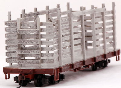 Bachmann 26877 On30 Sandy River & Rangeley Lake Pulpwood Car w/ Cast Resin Load