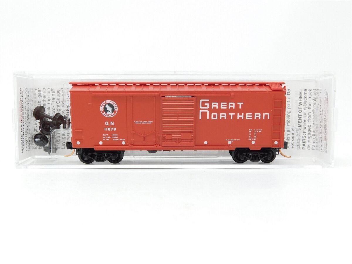 Micro-Trains 02200020 N Great Northern 40' Plug & Sliding Door Boxcar #11878 NIB