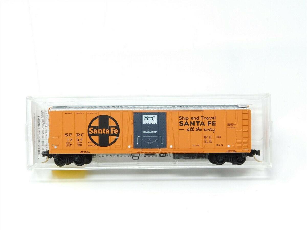 Micro-Trains 07000070 N Santa Fe 51' 3 3/4" Rib Side Mechanical Reefer #1707