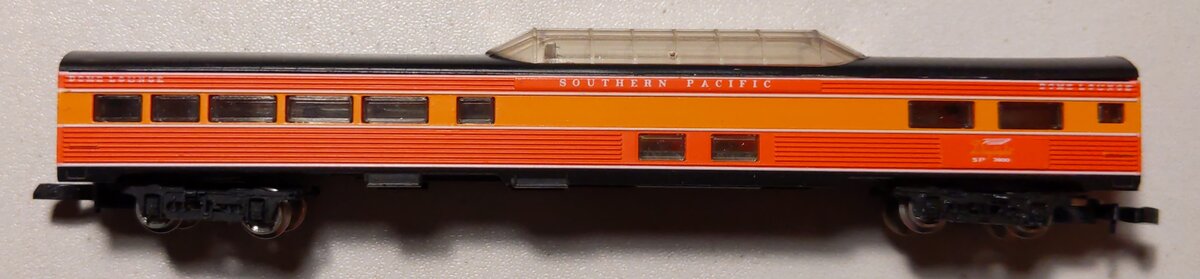 Marklin 8787 Z Southern Pacific Daylight Vista Dome Car #3800 LN/Box