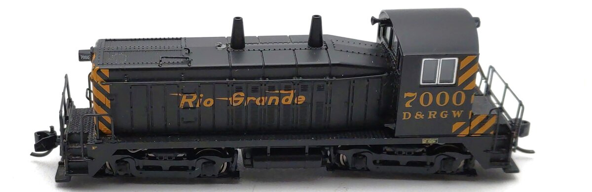 Broadway Limited 7491 N DRGW EMD NW2 Diesel Locomotive Sound/DC/DCC #7000