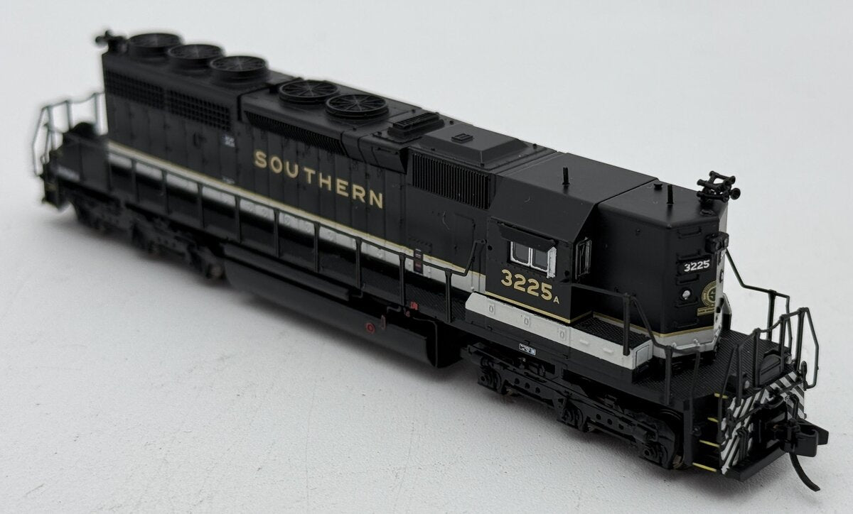 Broadway Limited 6217 N Southern EMD SD40-2 Diesel Locomotive DCC/Sound #3225