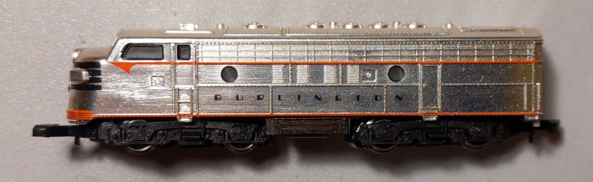 Marklin 8189 Z Scale 50th Anniversary Silver-Plate California Zephyr Train Set LN/Box