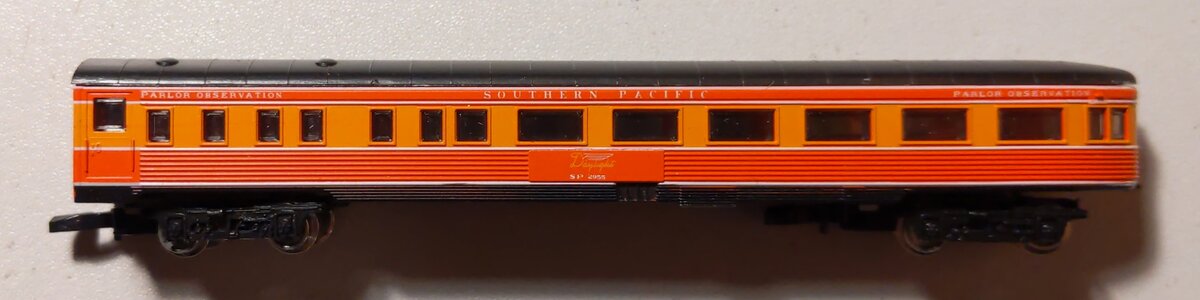 Marklin 8789 Z Scale Southern Pacific Daylight Observation Car LN/Box