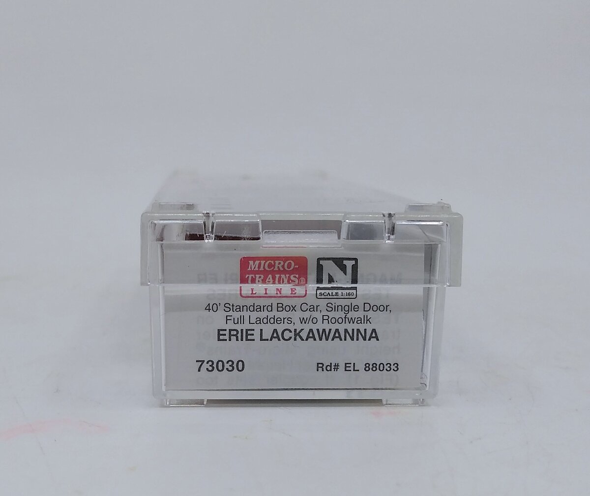 Micro-Trains 07300030 N Erie Lackawanna Boxcar W/Ladders #88033