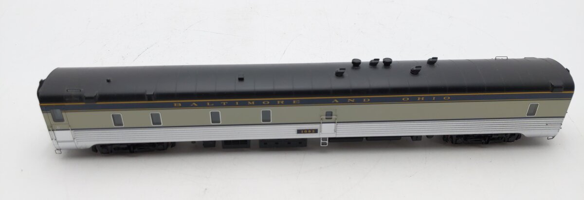 Walthers 920-9407 HO Baltimore & Ohio 85' P-S Kitchen Dormitory Standard