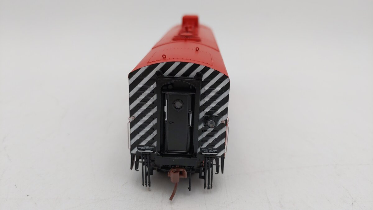 Rapido Trains 223511 HO CP Rail GMDD F9B Diesel Locomotive #1905 LN/Box