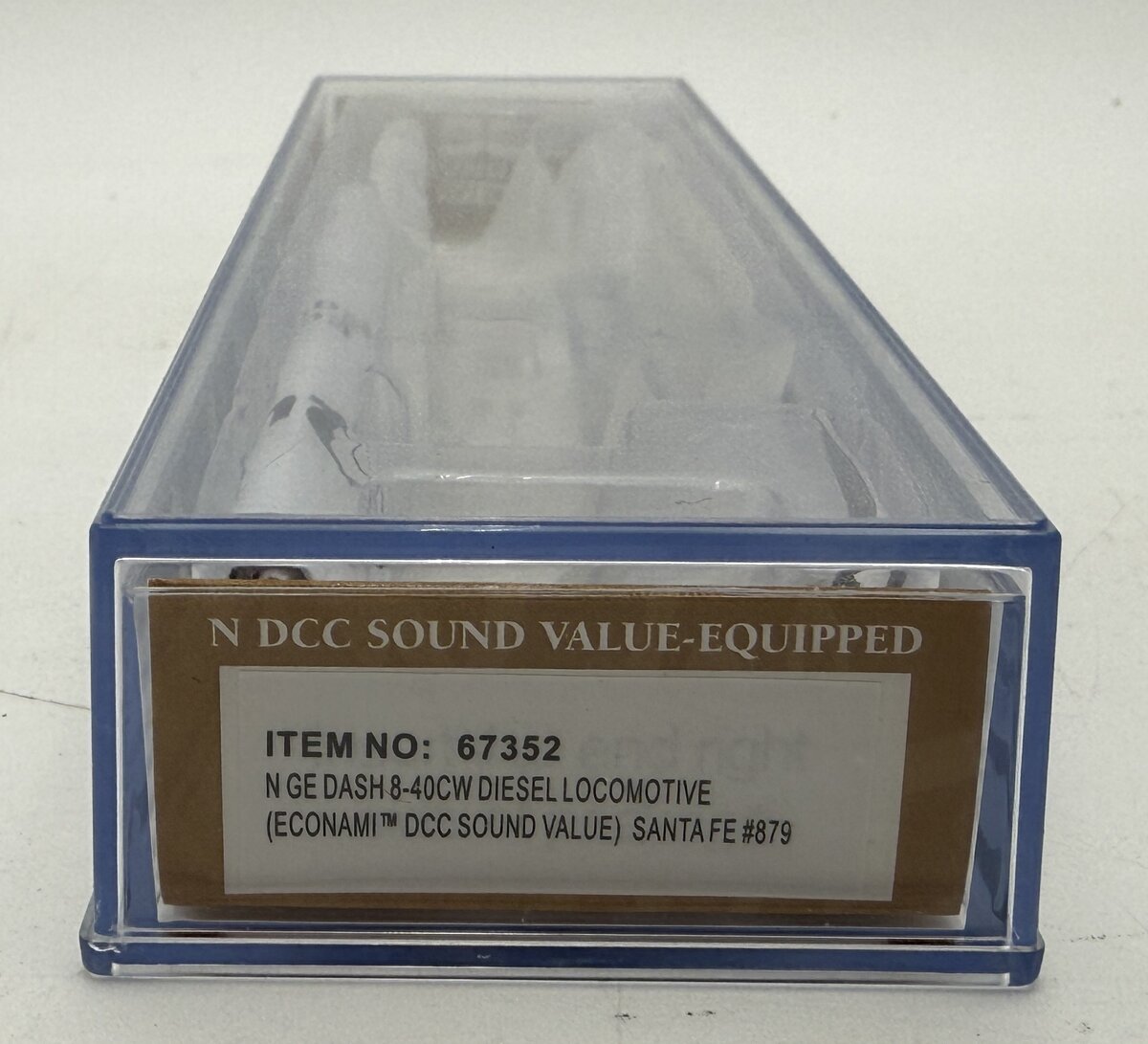 Bachmann 67352 N Santa Fe GE Dash 8-40CW Diesel Loco with Sound and DCC #879