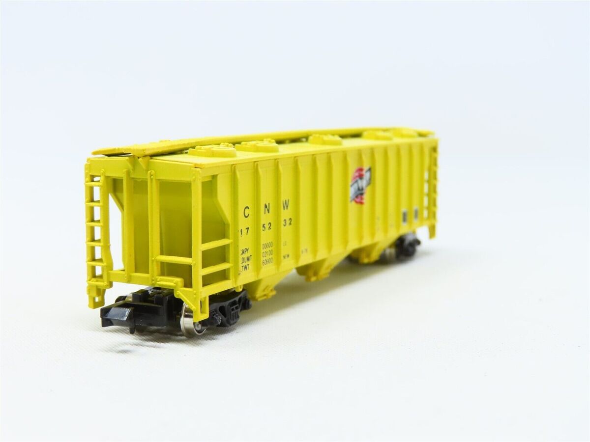 Con-Cor 0001-001762 N Scale CNW 47' Covered Hopper #175232 LN/Box