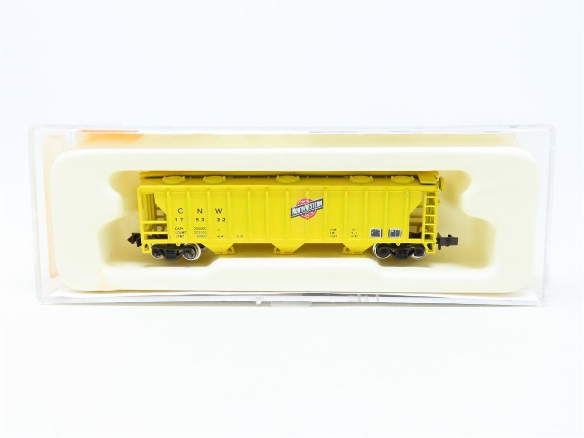 Con-Cor 0001-001762 N Scale CNW 47' Covered Hopper #175232 LN/Box