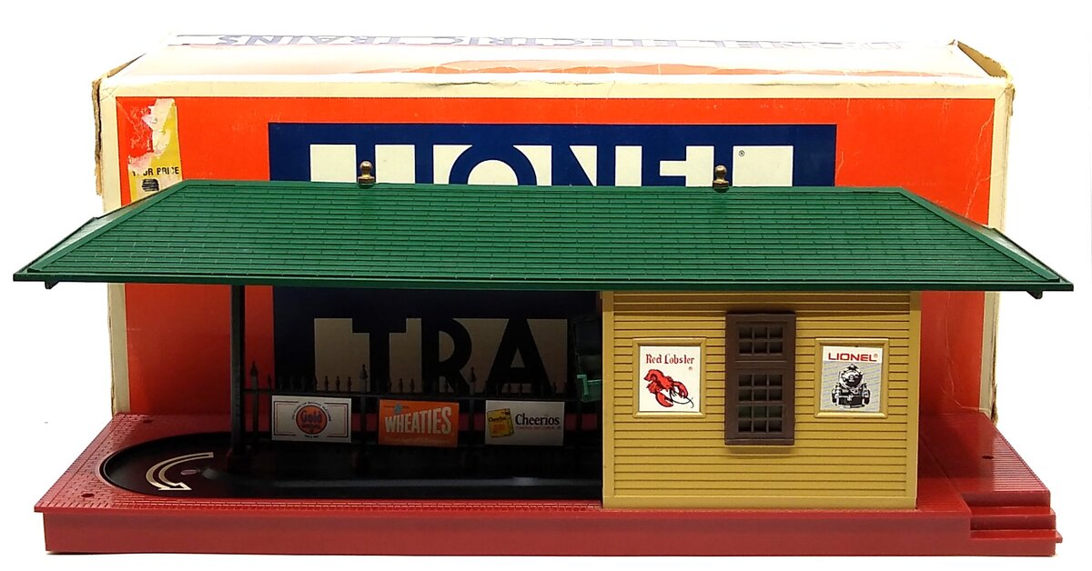Lionel 6-2323 O Operating Freight Station VG/Box
