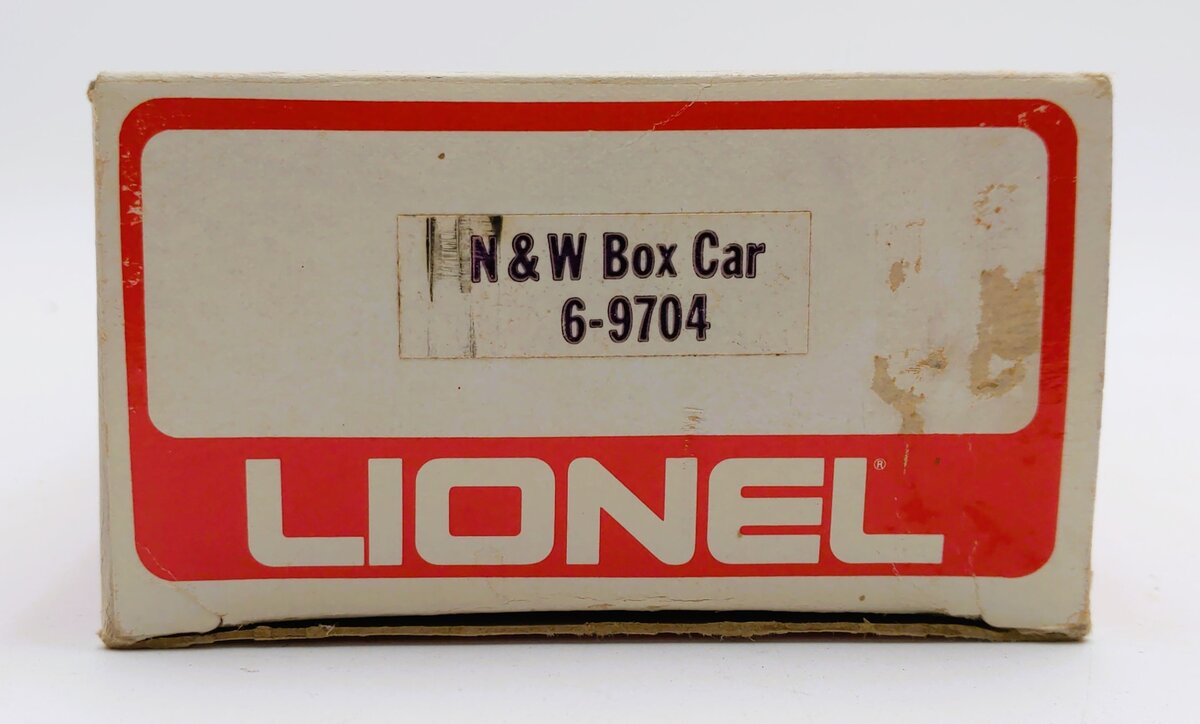 Lionel 6-9704 O Gauge Norfolk and Western Tuscan Boxcar EX/Box