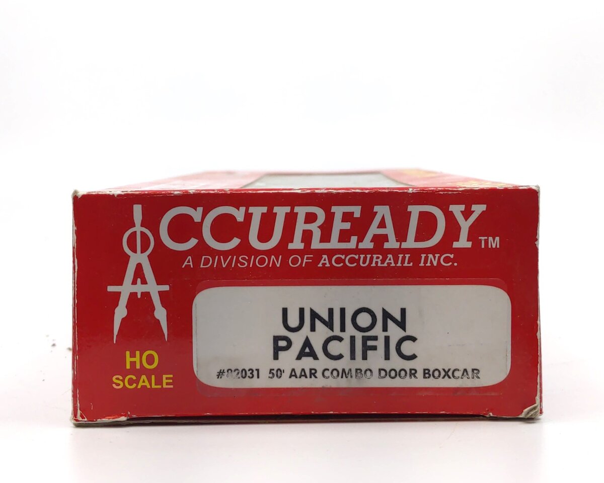 Accurail 82031 HO Union Pacific 50' Combo Box Car #165463