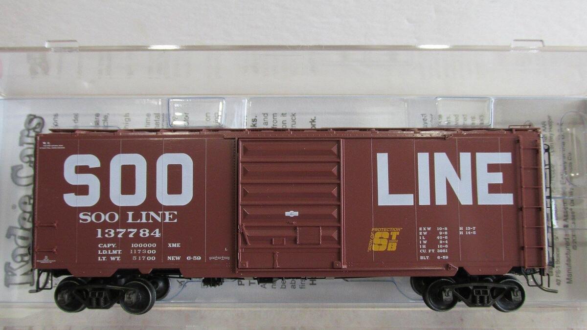 Kadee 5292 HO Soo Line Pullman-Standard PS-1 40' Boxcar #137784