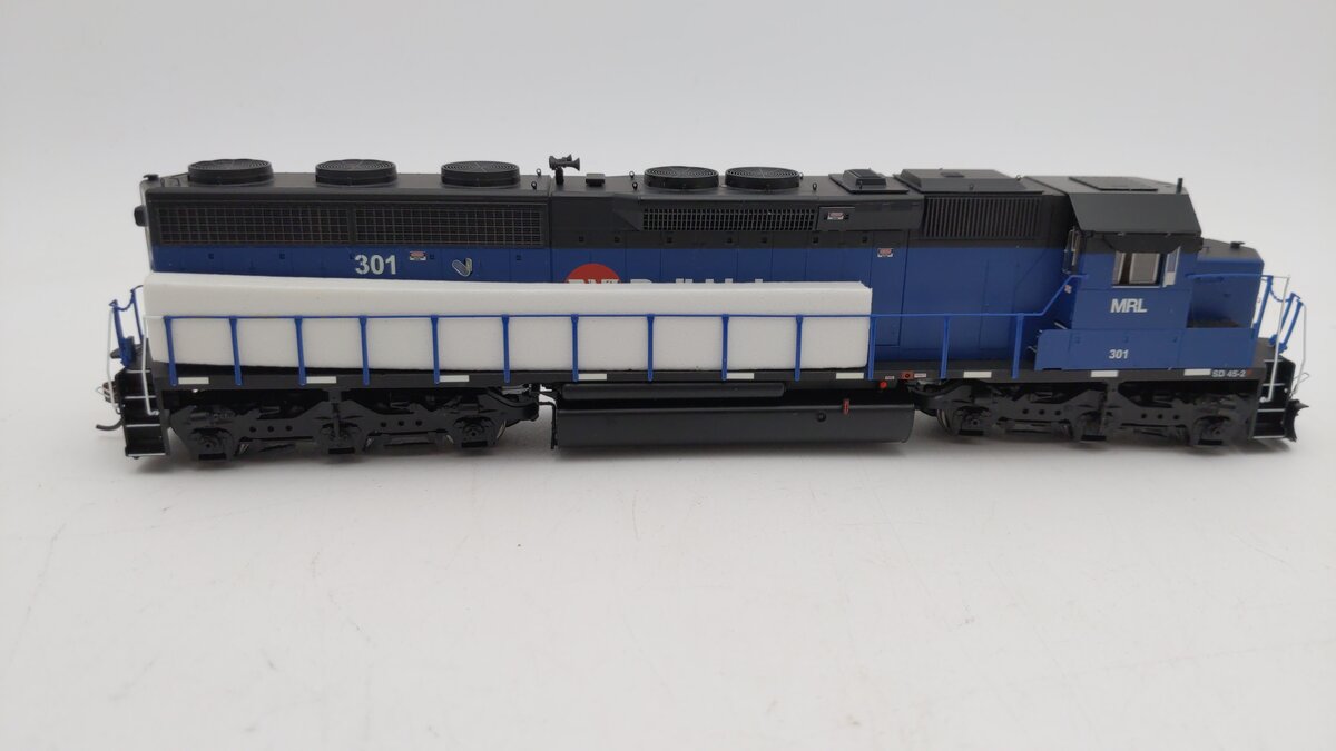 Athearn G86195 HO Montana RailLink SD45-2 with DCC & Sound #301
