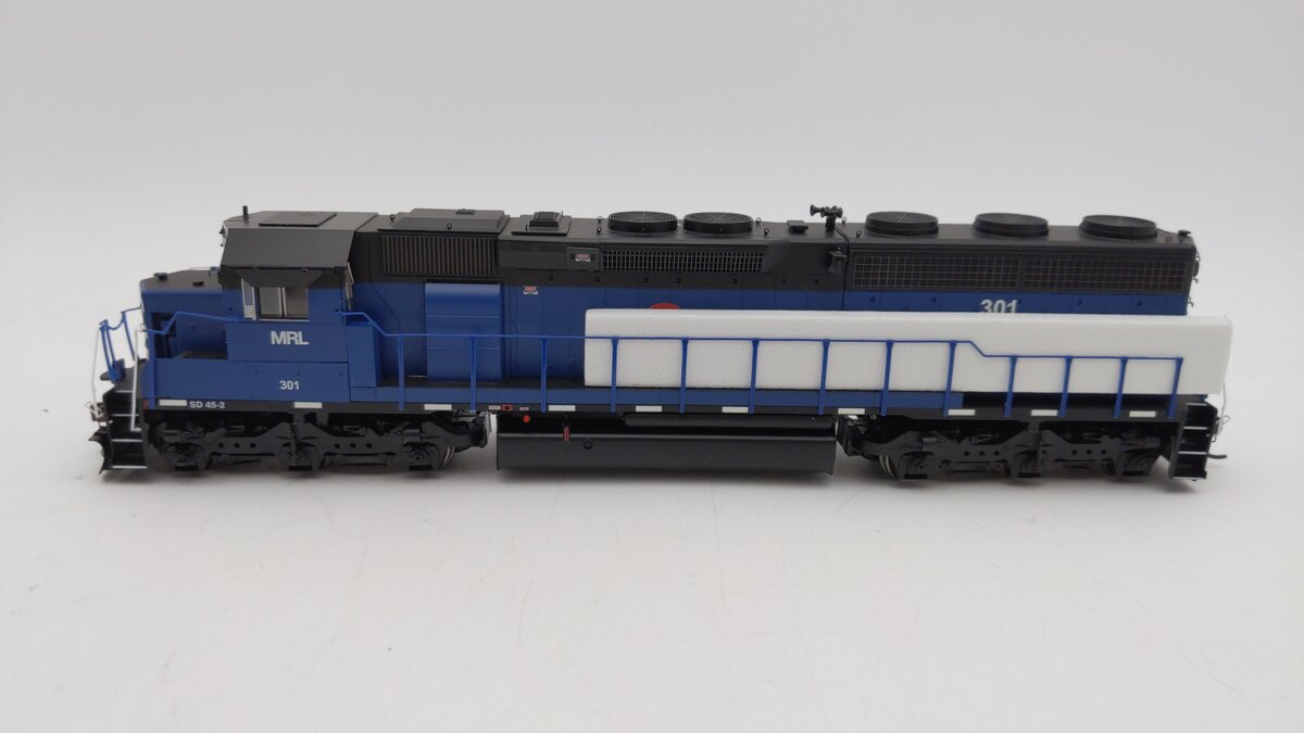 Athearn G86195 HO Montana RailLink SD45-2 with DCC & Sound #301