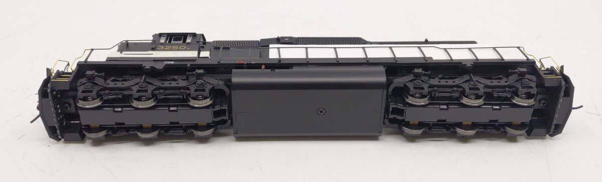 Athearn 98388 HO Southern SD40-2 Diesel Locomotive w/DCC & Sound RTR #3250W