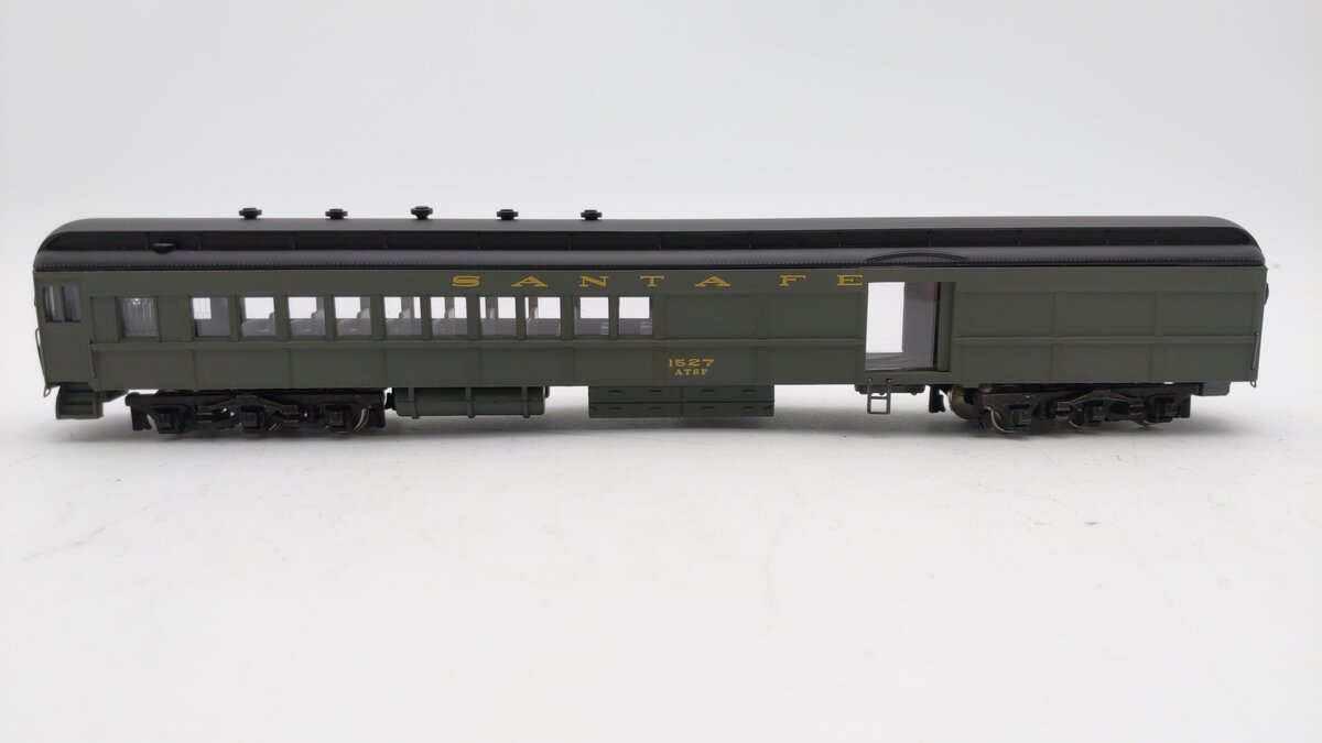 Bachmann 89141 HO Scale Santa Fe Combine Passenger Car #1527