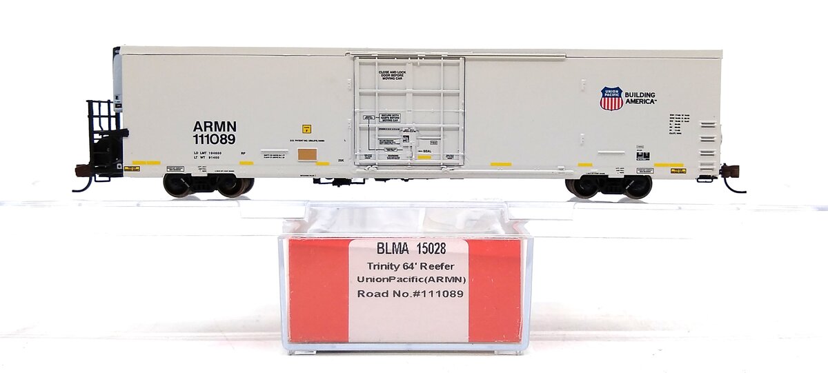 BLMA Models 15028 N Scale Union Pacific Trinity 64' Reefer #111089