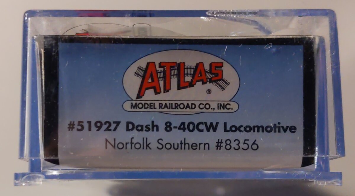 Atlas 51927 N Scale Norfolk Southern Dash 8-40CW Diesel Locomotive #8356