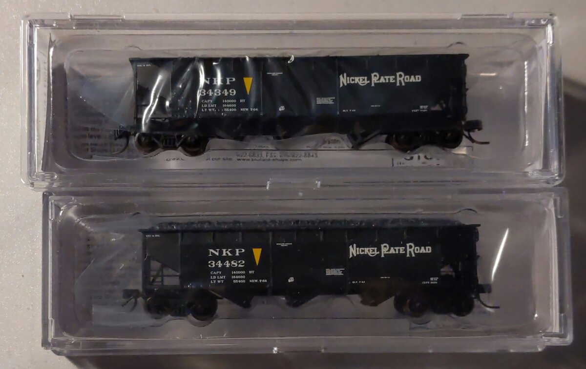 Bluford Shops 73592 N NKP 70 Ton Offset Side 3-Bay Hopper Car (Set of 2)