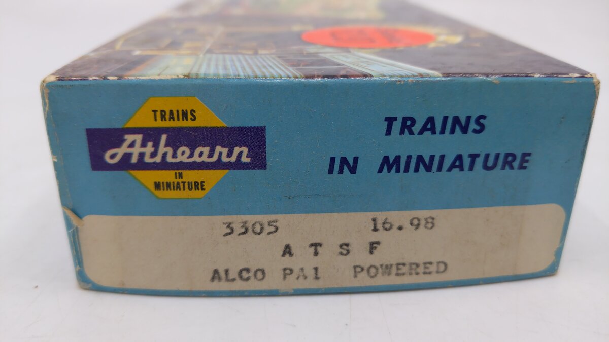 Athearn 3305 HO Scale Santa Fe PA-1 Powered Diesel Locomotive #75 LN/Box