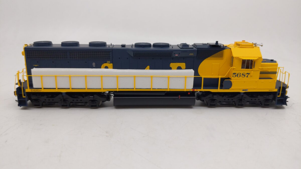 Athearn G86084 HO Santa Fe SD45-2 Diesel Locomotive #5687