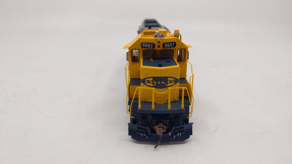 Athearn G86084 HO Santa Fe SD45-2 Diesel Locomotive #5687