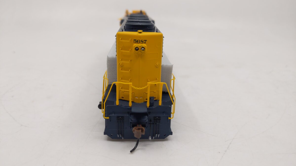Athearn G86084 HO Santa Fe SD45-2 Diesel Locomotive #5687