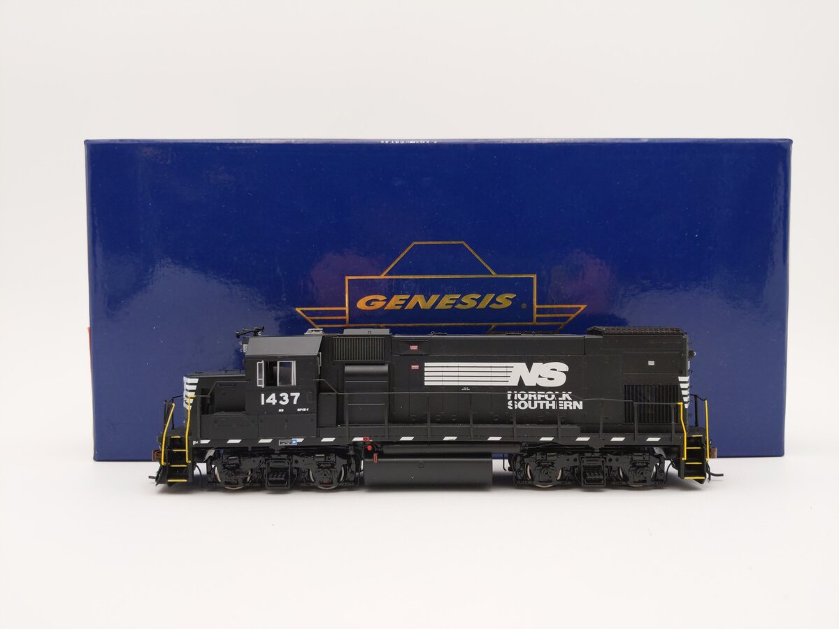 Athearn G68014 HO Scale Norfolk Southern GP15-1 Diesel Locomotive #1437