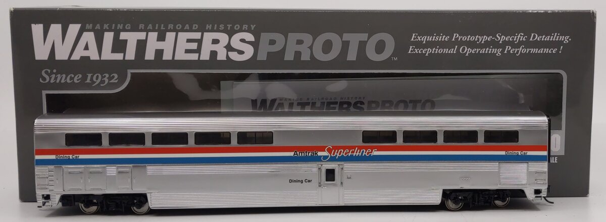 Walthers 920-11031 HO Amtrak 85' Pullman-Standard Superliner Diner Phase III