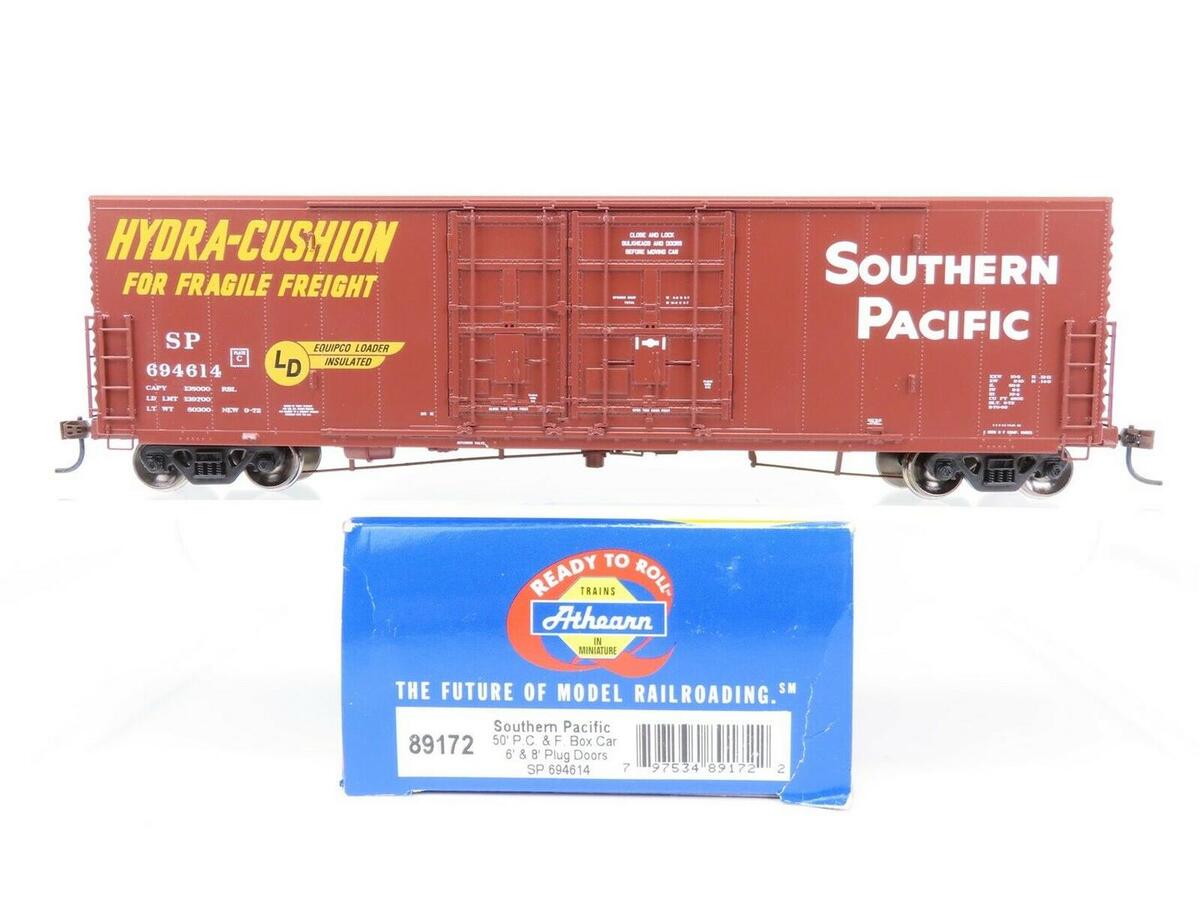 Athearn 89172 HO Southern Pacific 50' PC&F Boxcar 6'&8' Plug Doors #694614
