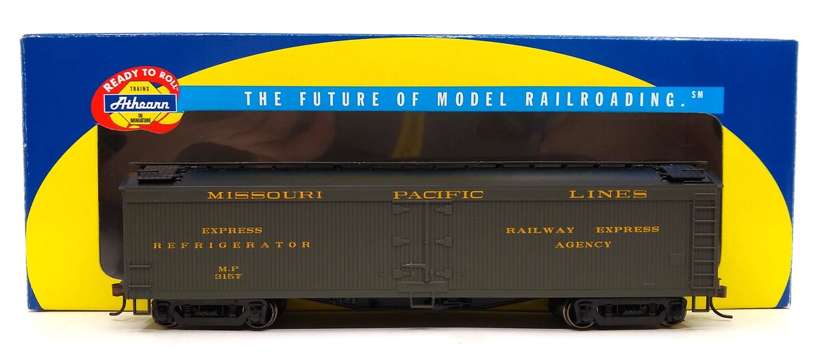 Athearn 92566 HO Scale RTR Missouri Pacific 50' Express Reefer #3157
