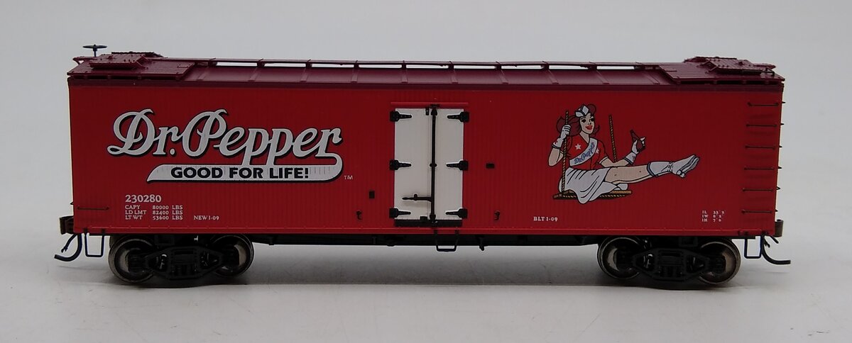 MTH 81-94009 Dr. Pepper HO Scale R-40-2 Woodside Reefer