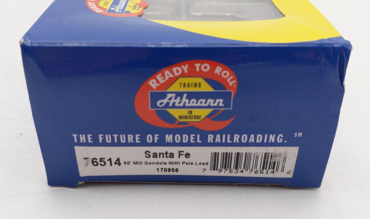 Athearn 76514 HO Santa Fe RTR 65'6" Mill Gondola w/Pole Load #170956