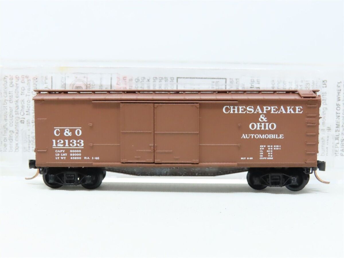 Micro-Trains 04300070 N C&O 40' 1-1/2 Door Double Sheathed Boxcar #12133