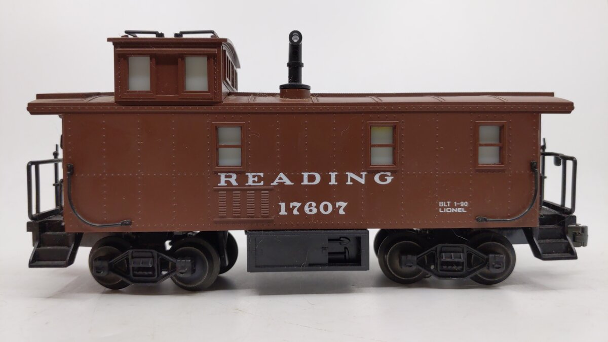 Lionel 6-17607 O Gauge Reading Caboose Car LN/Box