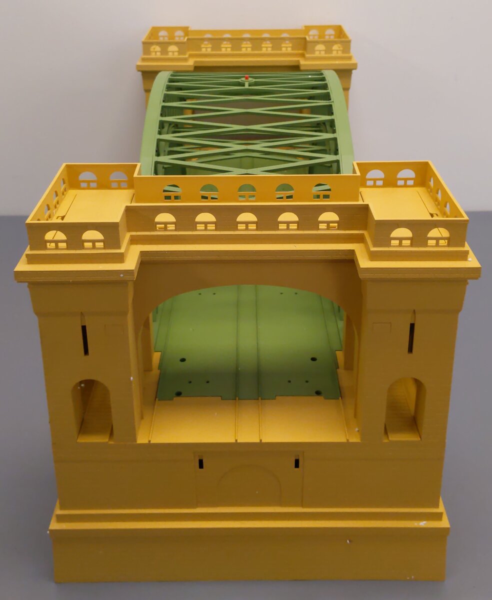 MTH 30-9021 O Hell Gate Bridge Cream & Green NIB